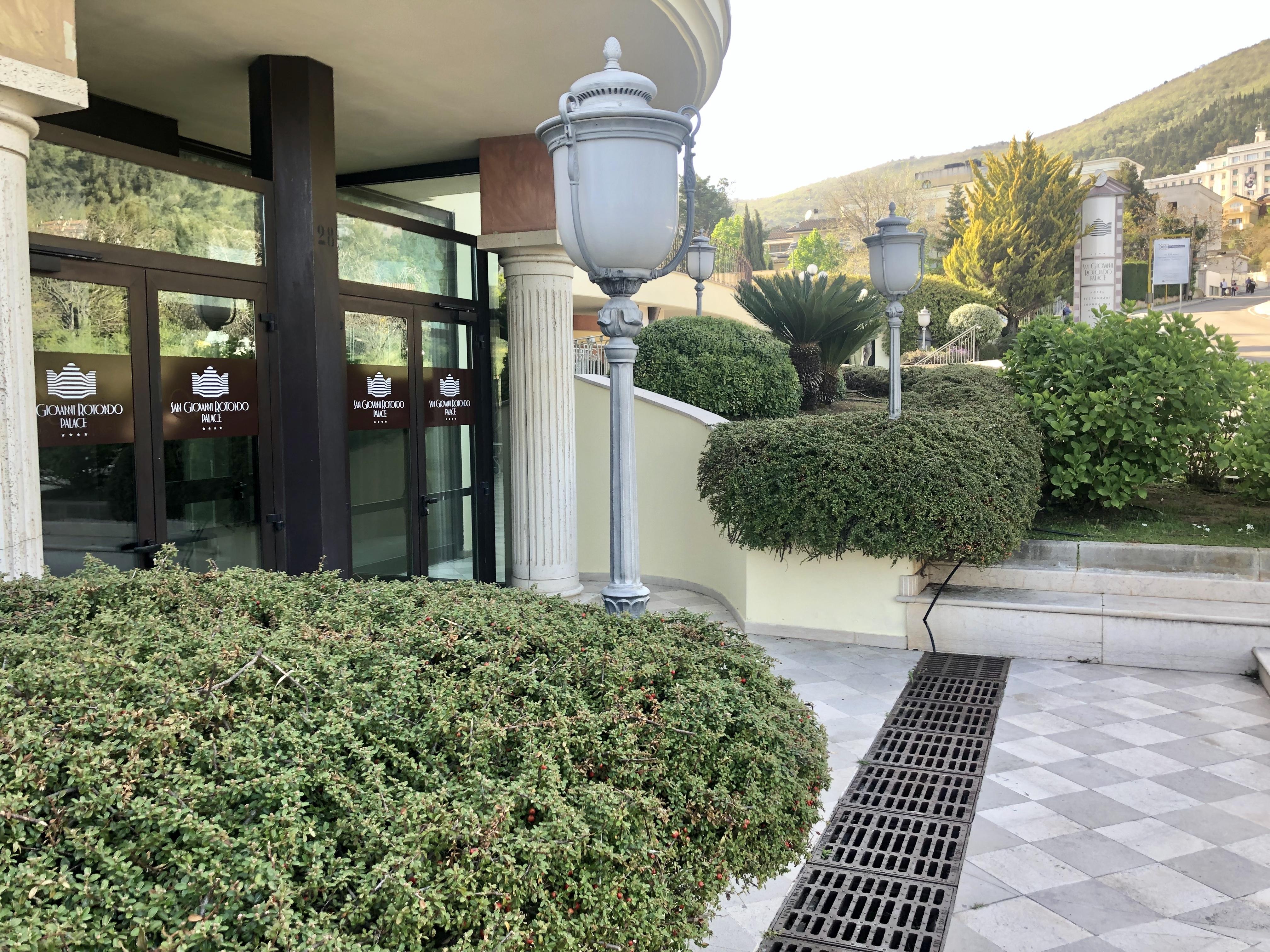 San Giovanni Rotondo Palace - Alihotels Exterior foto